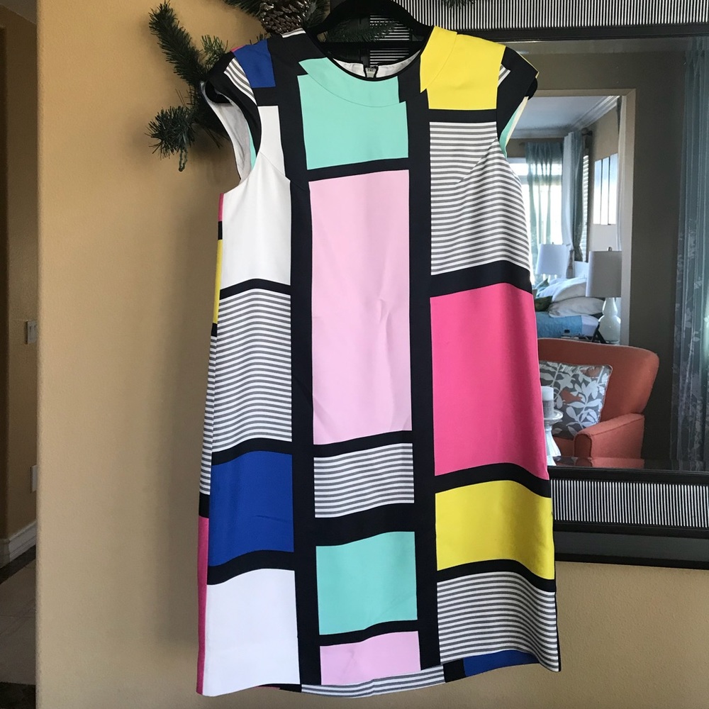 Dress like new beauty Kate Spade